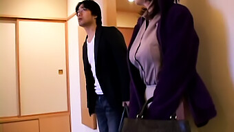 Lustful Mother And Sexually Aroused Stepson In Japan